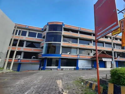 Gedung strategis ex Informa Cokroaminoto Denpasar Bali