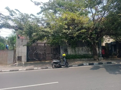 HARGA SPESIAL RUMAH BESAR JL RC VETERAN BINTARO JAKARTA SELATAN