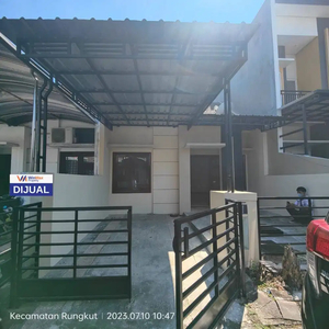 Jual rumah minimalis siap huni di Taman Rivera Regency Rungkut Murahhh