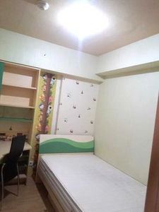 Lantai Rendah. Sewa apartemen Harvard, 2 Br, Furnish, Surabaya Timur