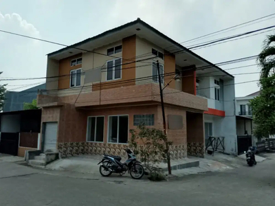 Ruko new MURAH bisa tuk rumah dalam komplek di bintara ,bekasi barar