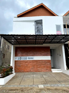 Rumah 1 Unit 2 Lantai dekat Setiabudi SHM Bandung City View
