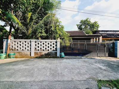 Rumah Bagus Luas Siap Huni di Kadipiro Banjarsari Solo