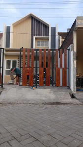 Rumah Baru 1 Lantai Di Medokan Sawah Timur Surabaya Timur