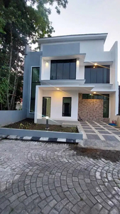 Rumah Baru Modern Minimalis 2 Lantai Dalam Perum JL. Palagan KM. 8