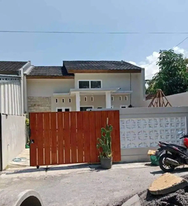 Rumah Baru Murah Minimalis Dalam Cluster Utara SMK 1 Seyegan Sleman