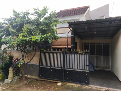 Rumah Depan Bandara Abd Saleh Malang