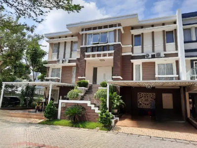 Rumah Golf Lake Residence Cengkareng Timur