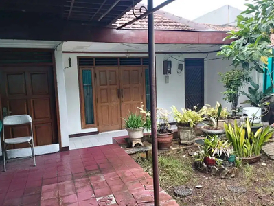 Rumah hitung tanah bisa usaha d bangka kemang Jaksel