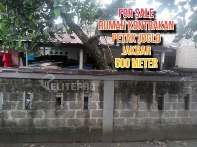 RUMAH KONTRAKAN PETAK 13 PINTU