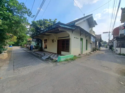 RUMAH SUPER MURAH TEPI JALAN ASPAL AREA KOTAGEDE DALAM RINGROAD