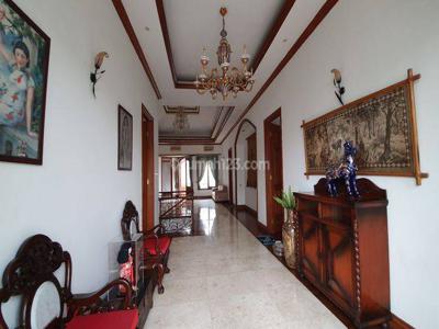 Rumah 2 Lantai Bagus Sekali Furnished SHM di Area Pondok Indah