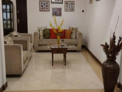 Dijual Rumah Super Luas di Daerah Bintaro, Tangerang Selatan