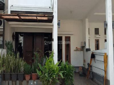 Rumah Dijual Di Bekasi Kota Siap Huni Bisa Kpr J13731