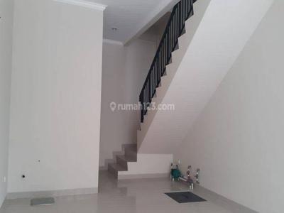 DIJUAL SEGERA RUKO 3 LANTAI PINGGIR JALAN RAYA, BEKASI (Prk009)