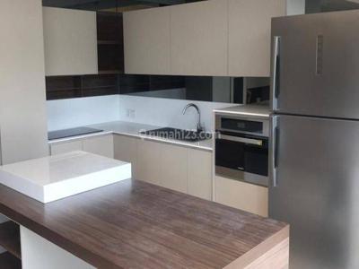 Jual Apartemen Landmark Residence 3 Kamar Tidur Furnished