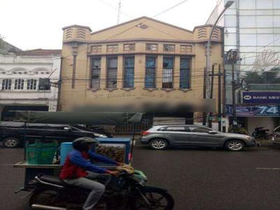 Ruko Gandeng Inti Kota Jalan Ahmad Yani Kesawan, Medan Barat