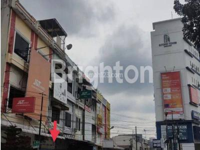 Ruko Kota Medan Jl. Sutomo Ujung dekat Jalan Krakatau lokasi Bisnis/Usaha Harga Bagus