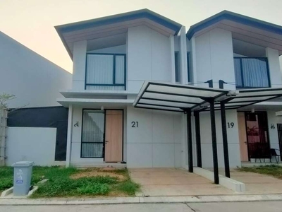 Dijual rumah kondisi baru dalam cluster waterfront