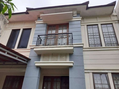 Jual Rumah Strategis Dekat Pasar Modern BSD