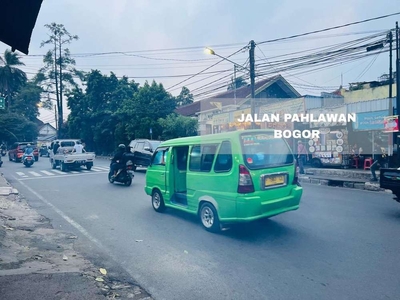 Rumah di Lokasi Komersil Jalan Raya Pahlawan Bondongan Bogor Selatan