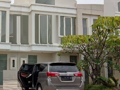 Rumah Grand Pakuwon Surabaya Barat Dekat Pakal