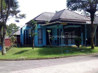 Rumah Hook Bagus Unfurnished SHM The Brezze Sentul City Bogor