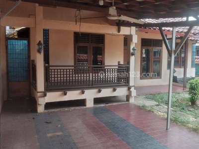 Rumah Luas SHM di Reni Jaya Pondok Benda Hadap Timur
