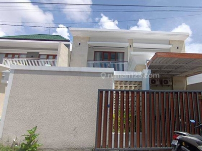 Villa 3 Bedroom Fully Furnished Area Renon