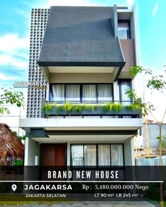 BRAND NEW HOUSE JAGAKARSA