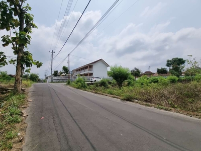 Dekat Exit Toll West Lake Jogja, Tanah Tepi Aspal SHM Pekarangan