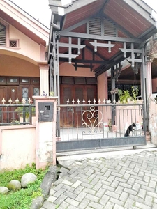 Di jual Rumah Second di komp bumi asri harga 1.25 M cantik dan laxury