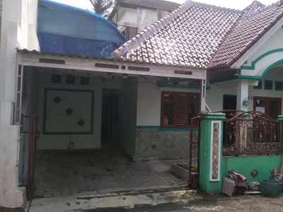 Di sewakan rumah minimalia di jln kaliurang km 6 dkt ke kampus UGM