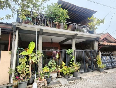 Dijual murah rumah 2 lantai