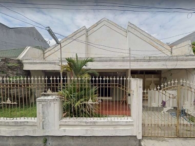 Dijual Rumah 1,5 Lantai di Jl. Lebak Arum, Gading Surabaya