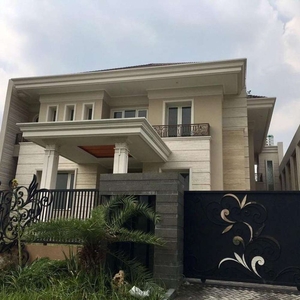 DIJUAL RUMAH GOLF VIEW CITRALAND BUKIT GOLF SURABAYA BARAT MEWAH POOL