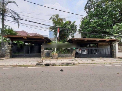 Dijual Rumah Lama Terawat di Jl Irian Menteng Jakarta Pusat