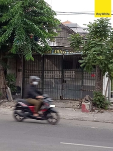 Dijual Rumah Lokasi di Jalan Bratang Binangun, Surabaya