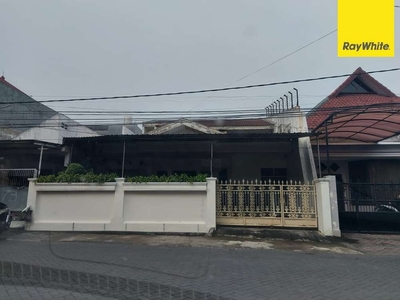 Dijual Rumah SHM Lokasi di Jl. Darmo Permai Selatan, Surabaya