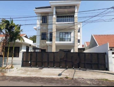Dijual Rumah siap huni Jl.Medokan Asri 7.5 M