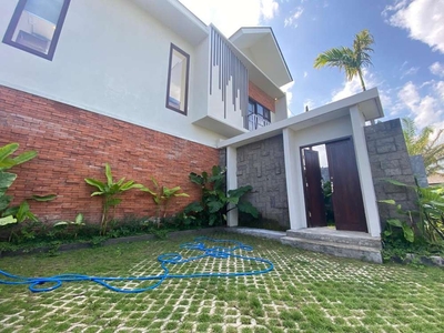 Dijual Villa Modern Di Pererenan Dengan View sawah SH0055