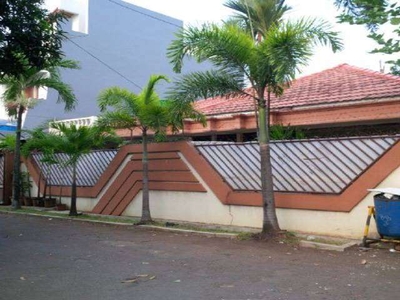 (GA15148-DK) DIJUAL : Rumah hadap Barat 3KT di Kebun Jeruk, Jakbar