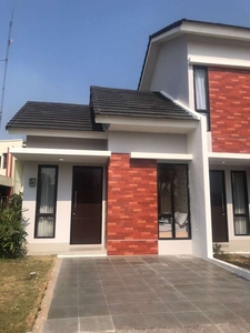 RUMAH 2lantai Cluster Maleo Puri jaya