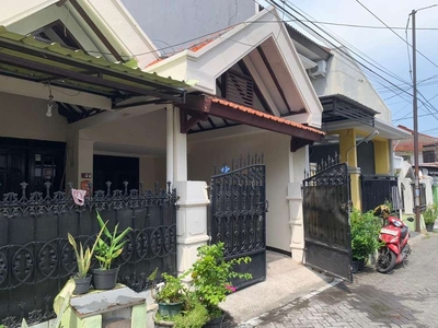 Rumah 5 kamar surabaya timur