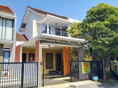 Rumah bagus 2 lantai siap huni di Permata Jingga Malang