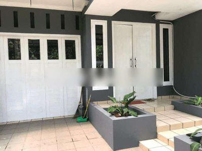 Rumah Cantik minimalis Siap huni Jl.Dempo dekat SCBD Kebayoran Baru Ja