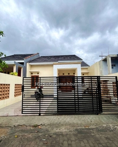 Rumah di Jalan Pleret Banguntapan dekat stikies Surya Global