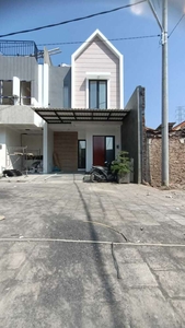 Rumah Dijual 2lantai Di Anggrek Residence Prapen Surabaya