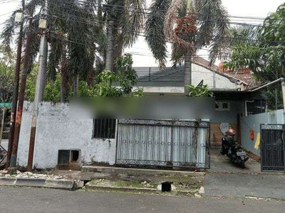 Rumah hoek layak Huni dekat PIM 3 Harga mendekati NJOP Jl. Pinang Mas