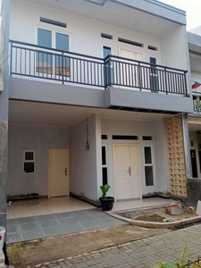 Rumah Jagakarsa baru 2 lantai Cluster siap Huni di Moh Kahfi